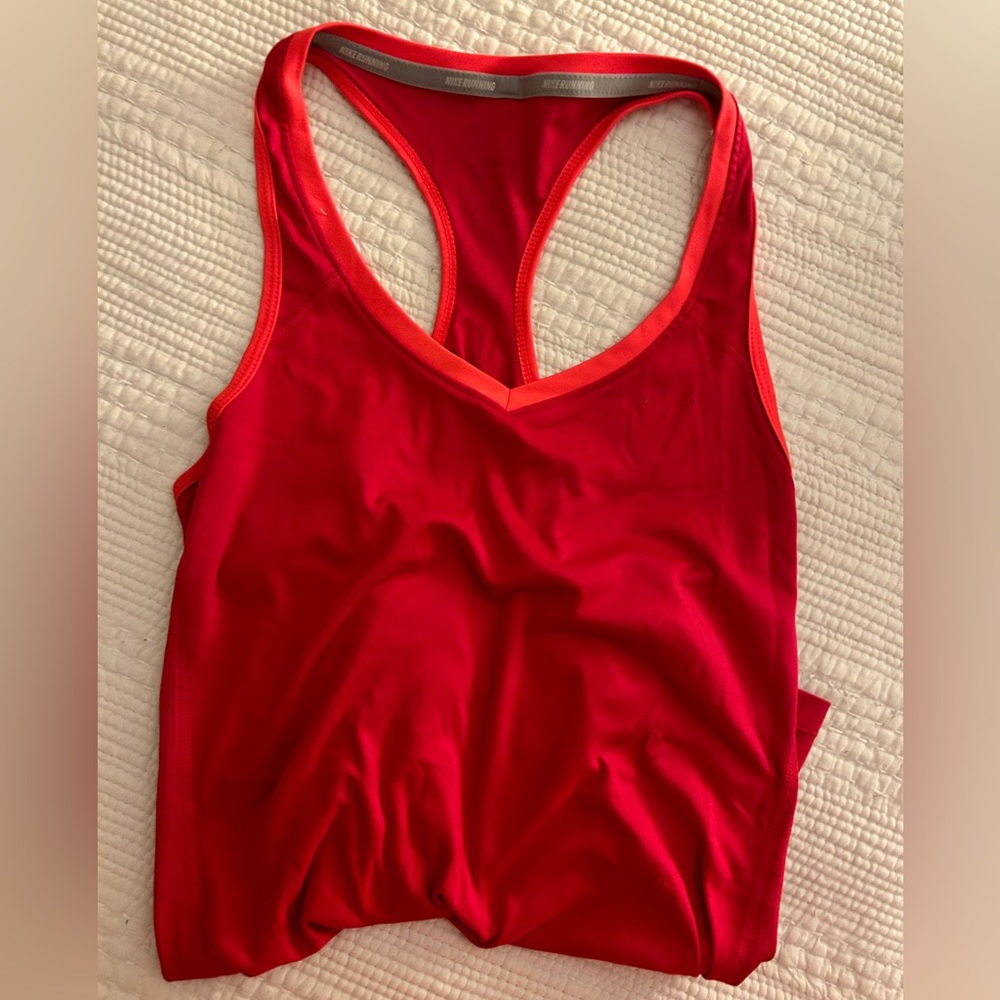 Nike tank